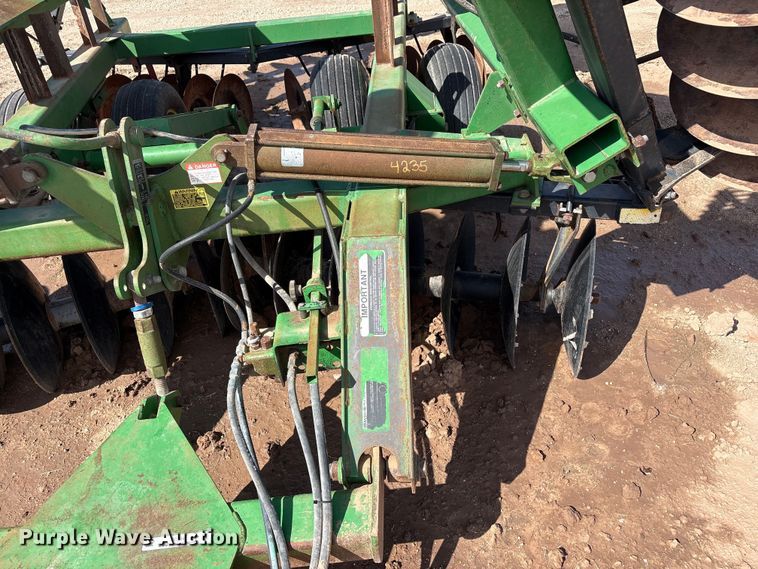 image for item FC2445 John Deere 630 disc plow tandem disk