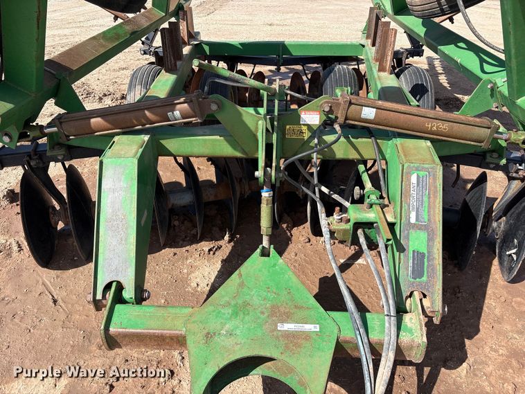image for item FC2445 John Deere 630 disc plow tandem disk