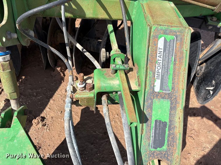 image for item FC2445 John Deere 630 disc plow tandem disk