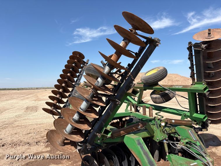 image for item FC2445 John Deere 630 disc plow tandem disk