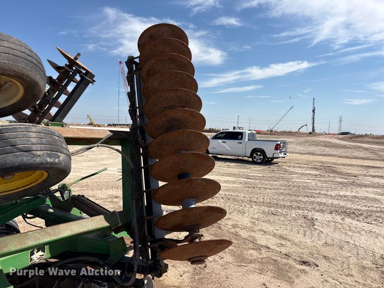 image for item FC2445 John Deere 630 disc plow tandem disk