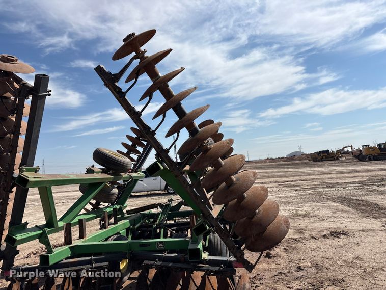 image for item FC2445 John Deere 630 disc plow tandem disk