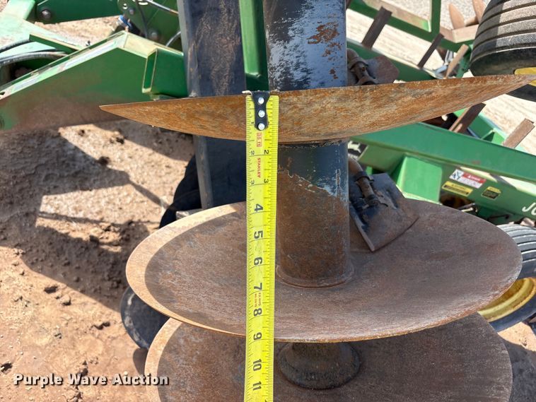 image for item FC2445 John Deere 630 disc plow tandem disk