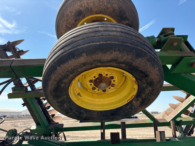 image for item FC2445 John Deere 630 disc plow tandem disk
