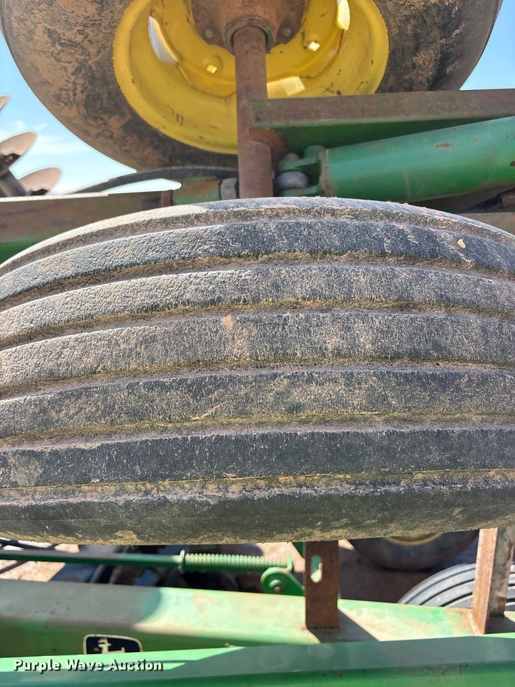 image for item FC2445 John Deere 630 disc plow tandem disk