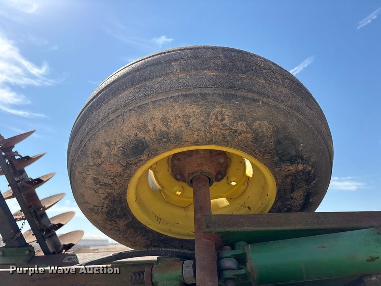 image for item FC2445 John Deere 630 disc plow tandem disk