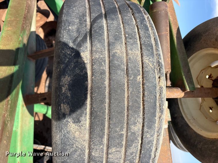 image for item FC2445 John Deere 630 disc plow tandem disk