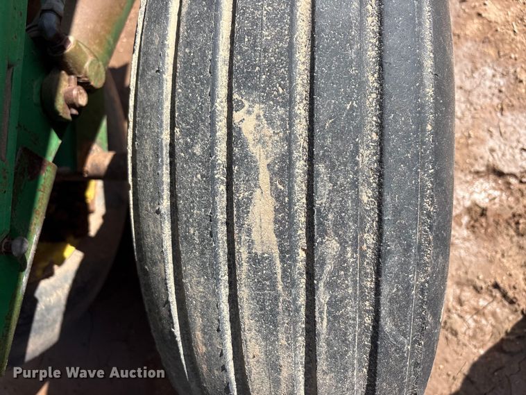 image for item FC2445 John Deere 630 disc plow tandem disk