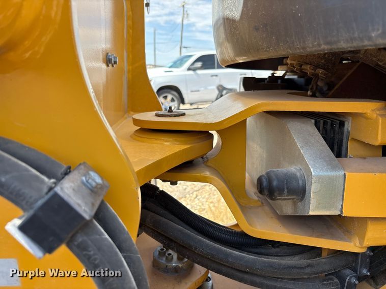 image for item FC2446 John Deere 244L wheel loader