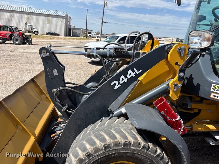 image for item FC2446 John Deere 244L wheel loader