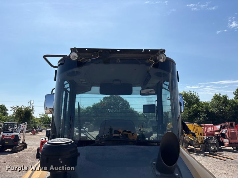 image for item FC2446 John Deere 244L wheel loader