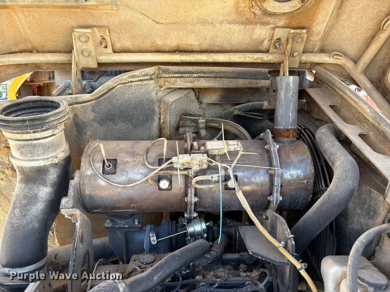 image for item FC2446 John Deere 244L wheel loader