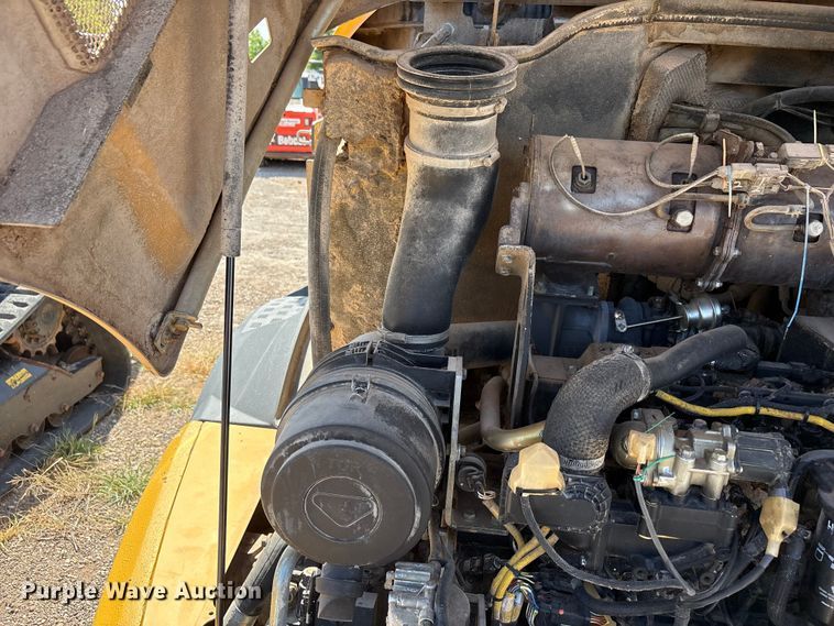 image for item FC2446 John Deere 244L wheel loader