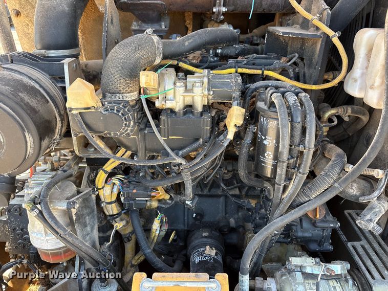 image for item FC2446 John Deere 244L wheel loader