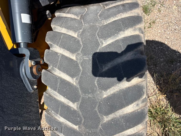 image for item FC2446 John Deere 244L wheel loader