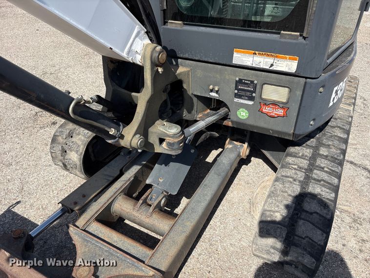 image for item FC2447 2015 Bobcat E35I mini excavator