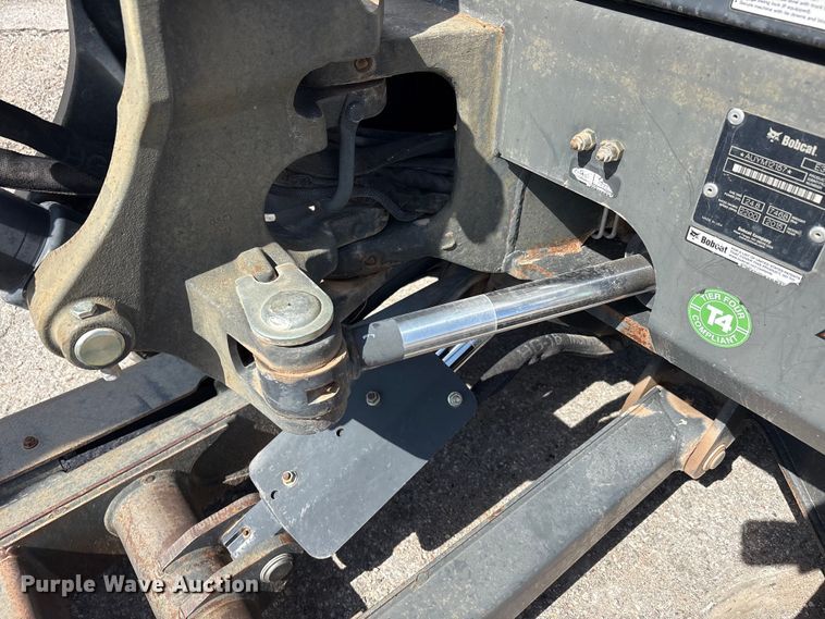 image for item FC2447 2015 Bobcat E35I mini excavator