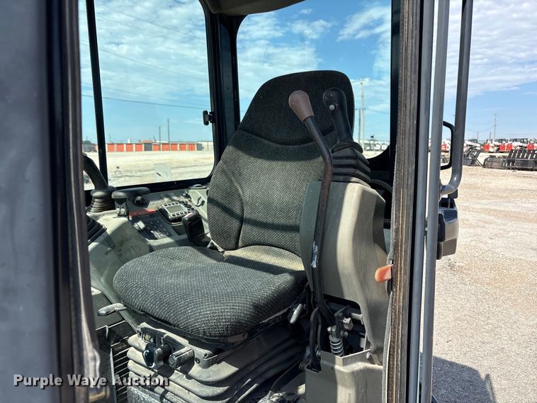 image for item FC2447 2015 Bobcat E35I mini excavator