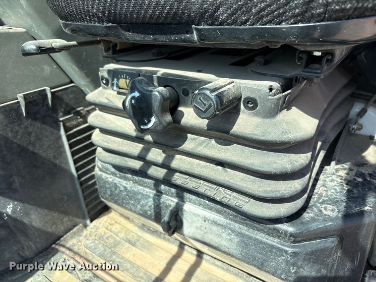 image for item FC2447 2015 Bobcat E35I mini excavator