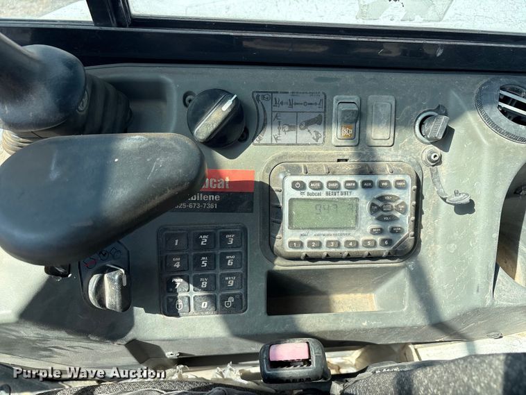 image for item FC2447 2015 Bobcat E35I mini excavator