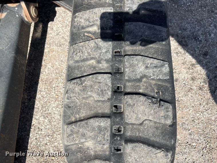 image for item FC2447 2015 Bobcat E35I mini excavator