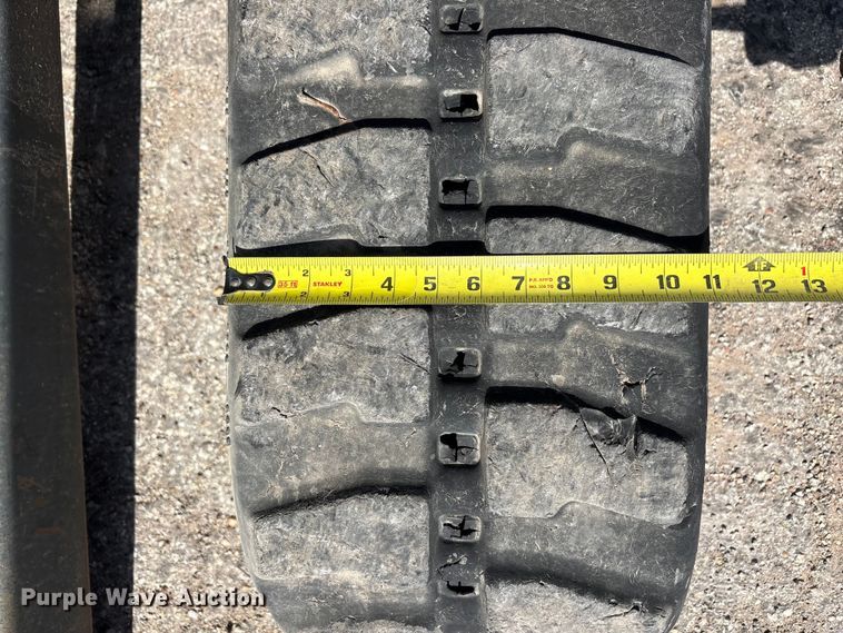 image for item FC2447 2015 Bobcat E35I mini excavator