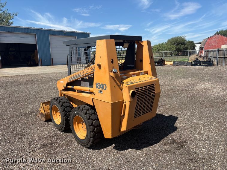 image for item FC2454 2000 Case 1840 skid steer loader