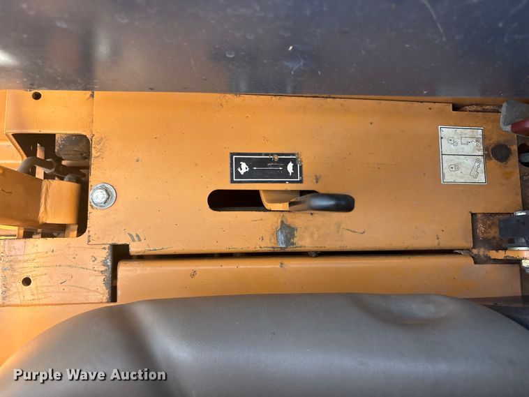 image for item FC2454 2000 Case 1840 skid steer loader