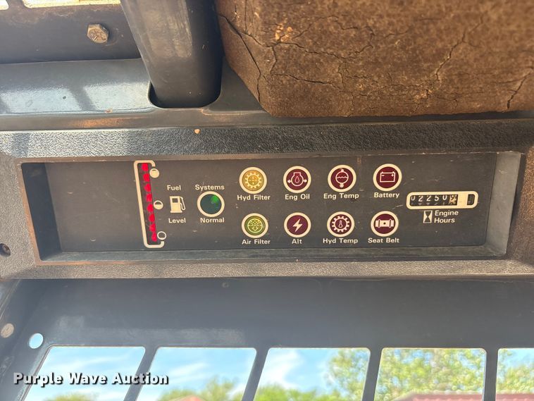 image for item FC2454 2000 Case 1840 skid steer loader