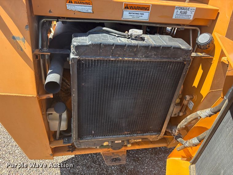 image for item FC2454 2000 Case 1840 skid steer loader