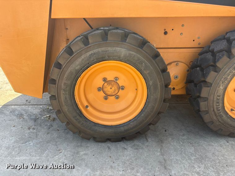 image for item FC2454 2000 Case 1840 skid steer loader