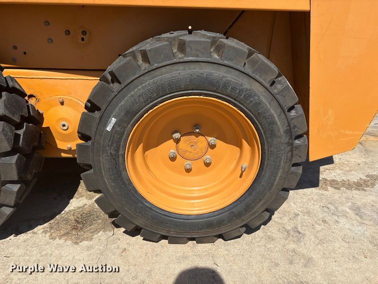 image for item FC2454 2000 Case 1840 skid steer loader