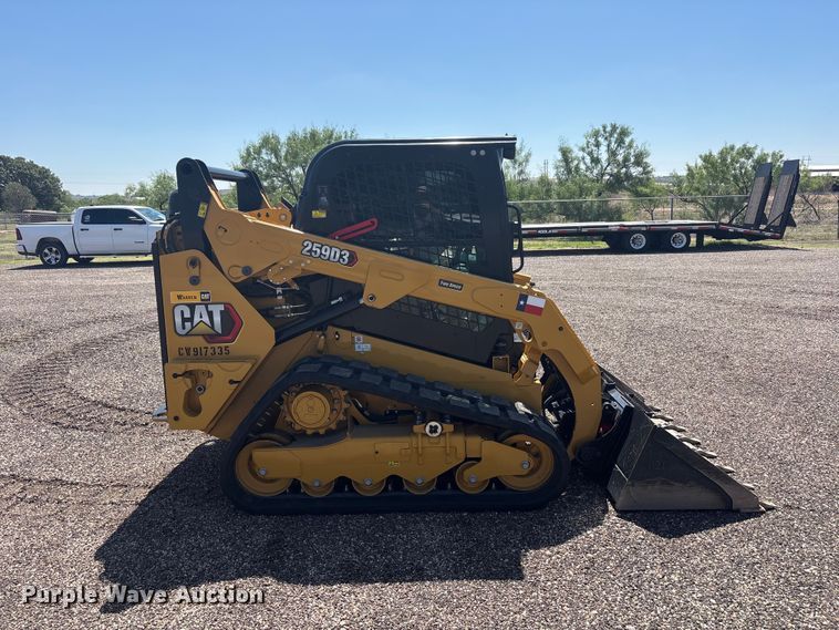 image for item FC2455 2022 Caterpillar 259D3 tracked skid steer loader