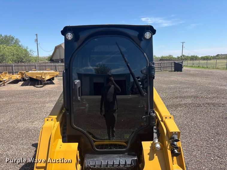image for item FC2455 2022 Caterpillar 259D3 tracked skid steer loader
