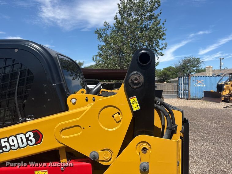 image for item FC2455 2022 Caterpillar 259D3 tracked skid steer loader