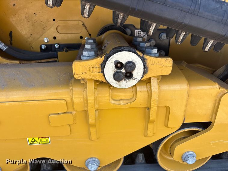 image for item FC2455 2022 Caterpillar 259D3 tracked skid steer loader