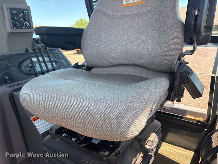 image for item FC2456 2005 Case 570MXT turbo landscape tractor