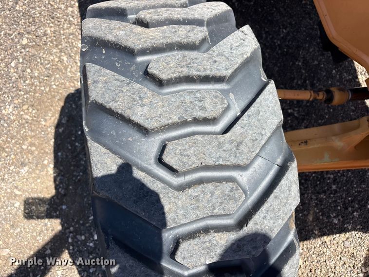 image for item FC2456 2005 Case 570MXT turbo landscape tractor