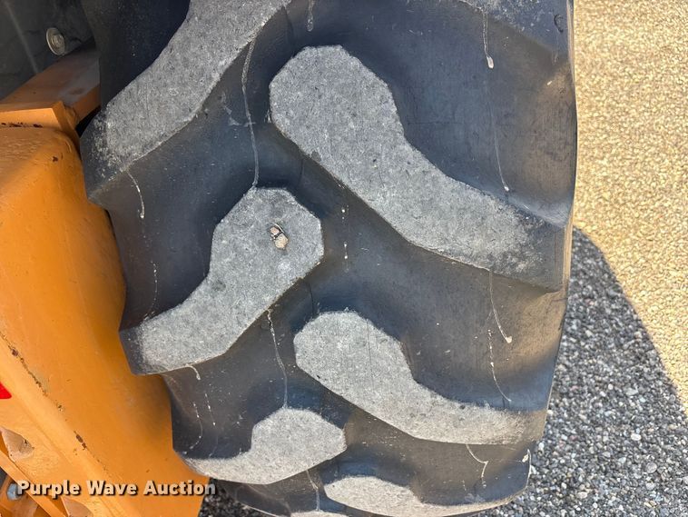 image for item FC2456 2005 Case 570MXT turbo landscape tractor