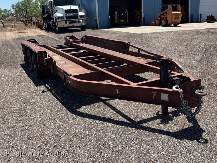 image for item FC2459 2004 Belshe equipment trailer