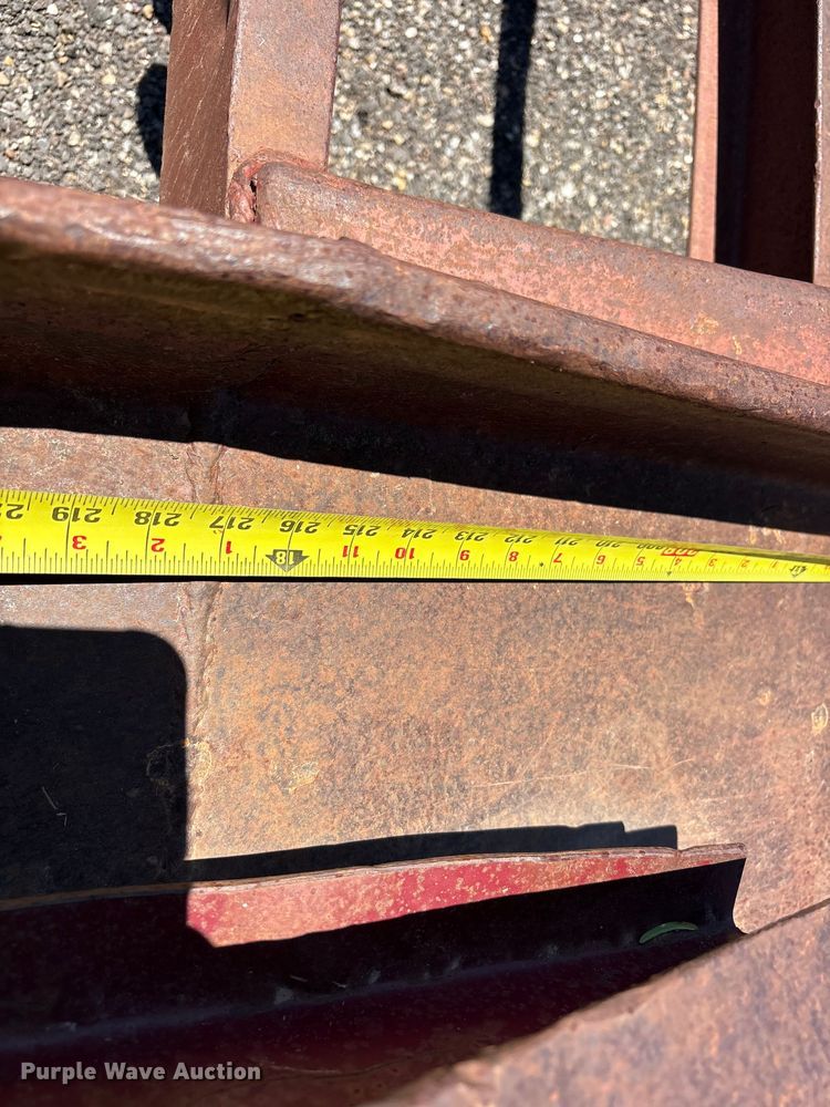 image for item FC2459 2004 Belshe equipment trailer