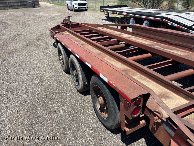 image for item FC2459 2004 Belshe equipment trailer