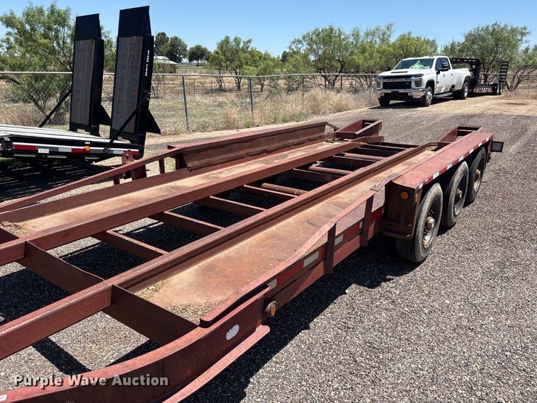 image for item FC2459 2004 Belshe equipment trailer