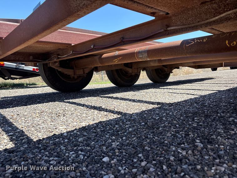 image for item FC2459 2004 Belshe equipment trailer