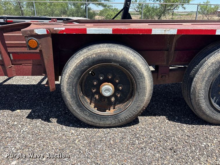 image for item FC2459 2004 Belshe equipment trailer
