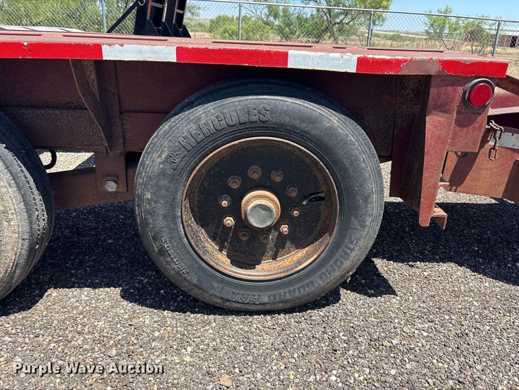image for item FC2459 2004 Belshe equipment trailer
