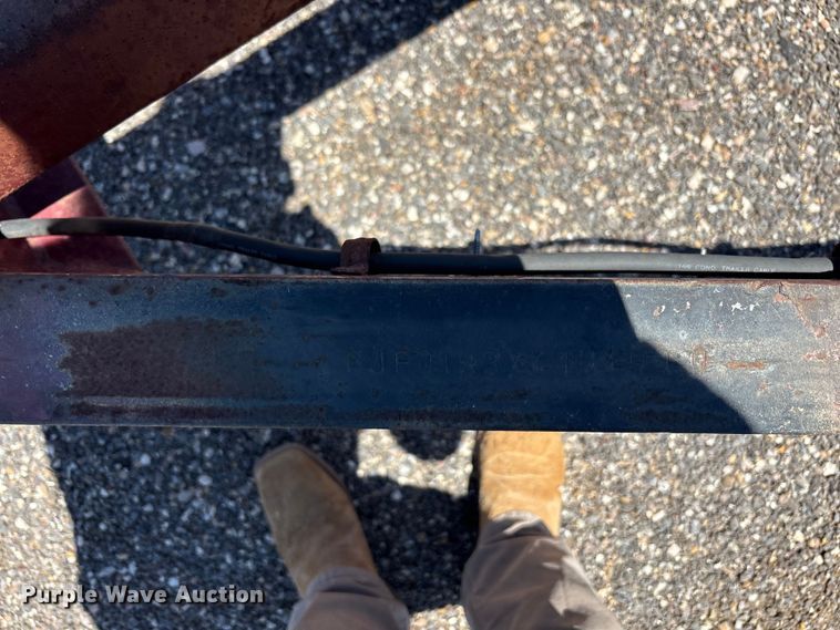image for item FC2459 2004 Belshe equipment trailer
