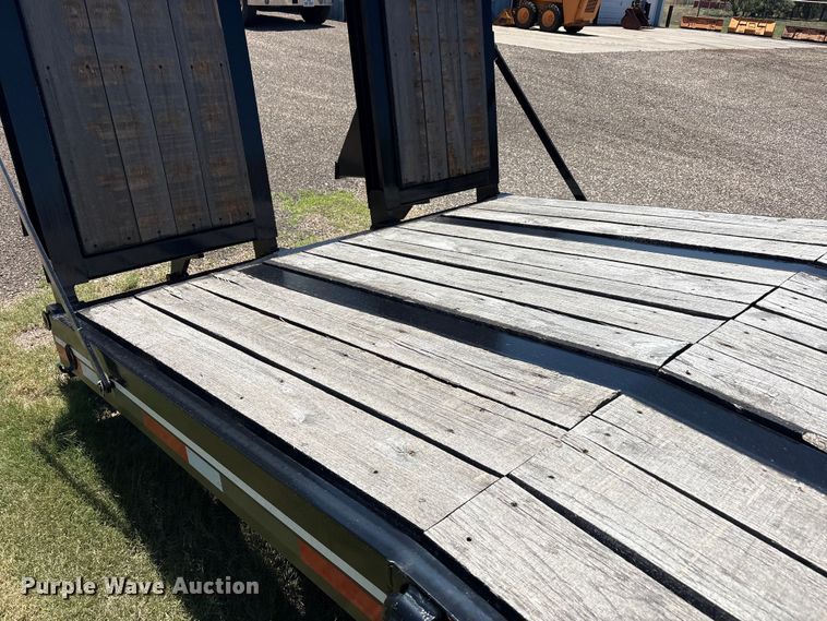 image for item FC2460 2024 Interstate Trailers inc Flatbed 40DLA equipment trailer