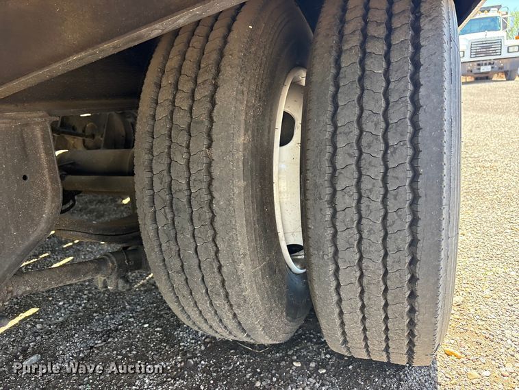 image for item FC2460 2024 Interstate Trailers inc Flatbed 40DLA equipment trailer