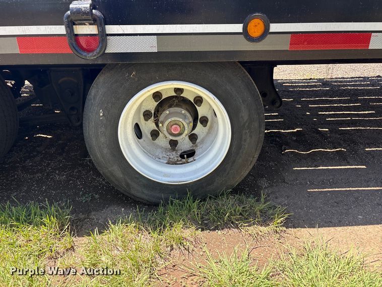 image for item FC2460 2024 Interstate Trailers inc Flatbed 40DLA equipment trailer